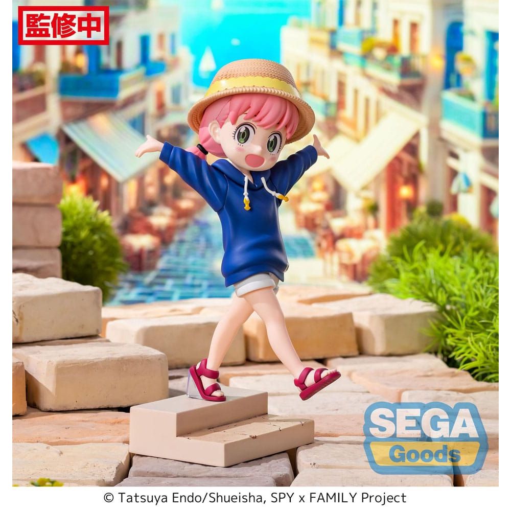 (PRE-VENTA) Figura Spy x Family Estatua Luminasta PVC Anya Forger Resort! 16 cm