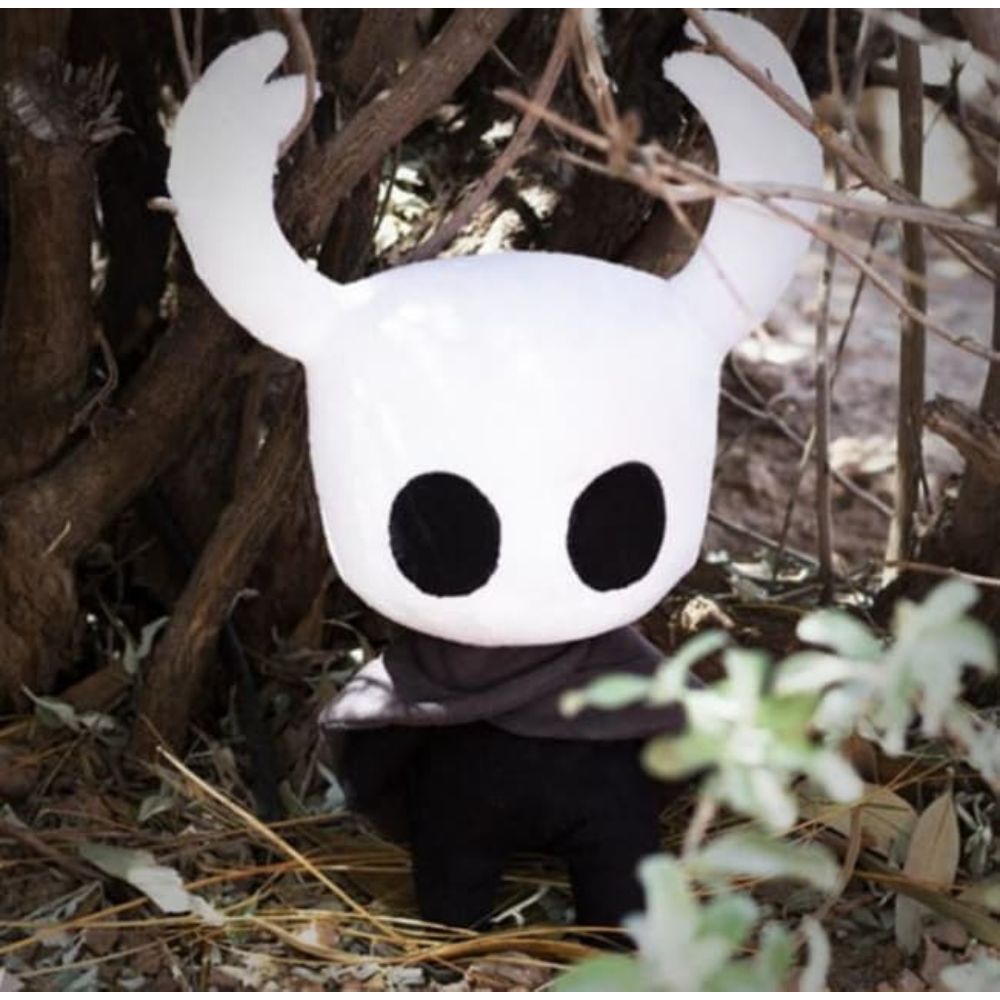 Peluche del Caballero de Hollow Knight