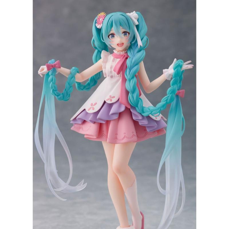 (PRE-VENTA) Figura Hatsune Miku Estatua PVC Hatsune Miku Wonderland Rapuinzel Ver. 18 cm