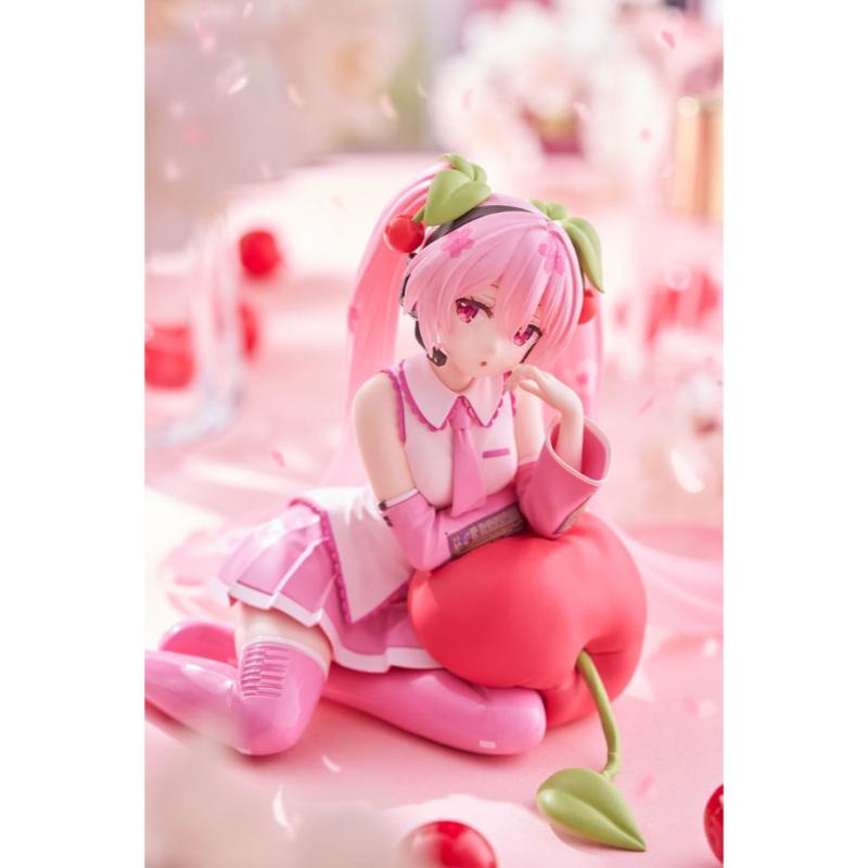 (PRE-VENTA) Figura Hatsune Miku Estatua PVC Desktop Cute Figure Sakura Miku Cherry Cushion Ver. 13 cm